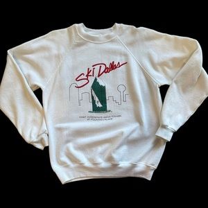 Vintage 90s ski Dallas sweatshirt